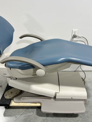 ADEC 511 Dental Chair. Clean!